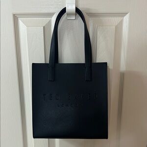 Ted Baker Elegant Black Handbag